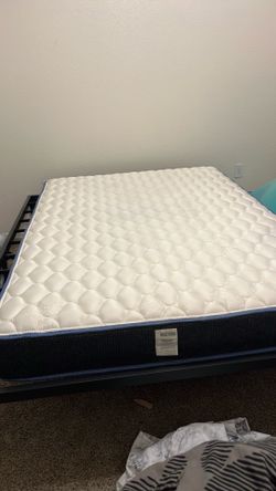 ***MOVE OUT*** full size mattress