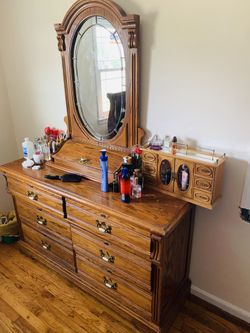 Dressing table