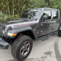 2020 JEEP GLADIATOR RUBICON 3.6L V6 4WD *ONLY 94K MILES* WARRANTY FL  *ONLY 94,000 MILES  WARRANTY INCLUDED  BANK FINANCING AVAILABLE  TWO OWNER  CLEA