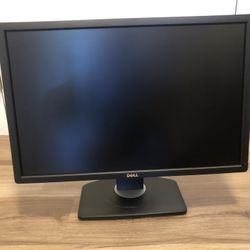 Dell UltraSharp U2412Mb 24” IPS Monitor – Great Condition