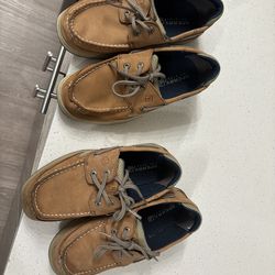 Boy sperry shoes