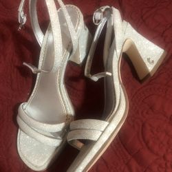 White glitter low heels 6 1/2