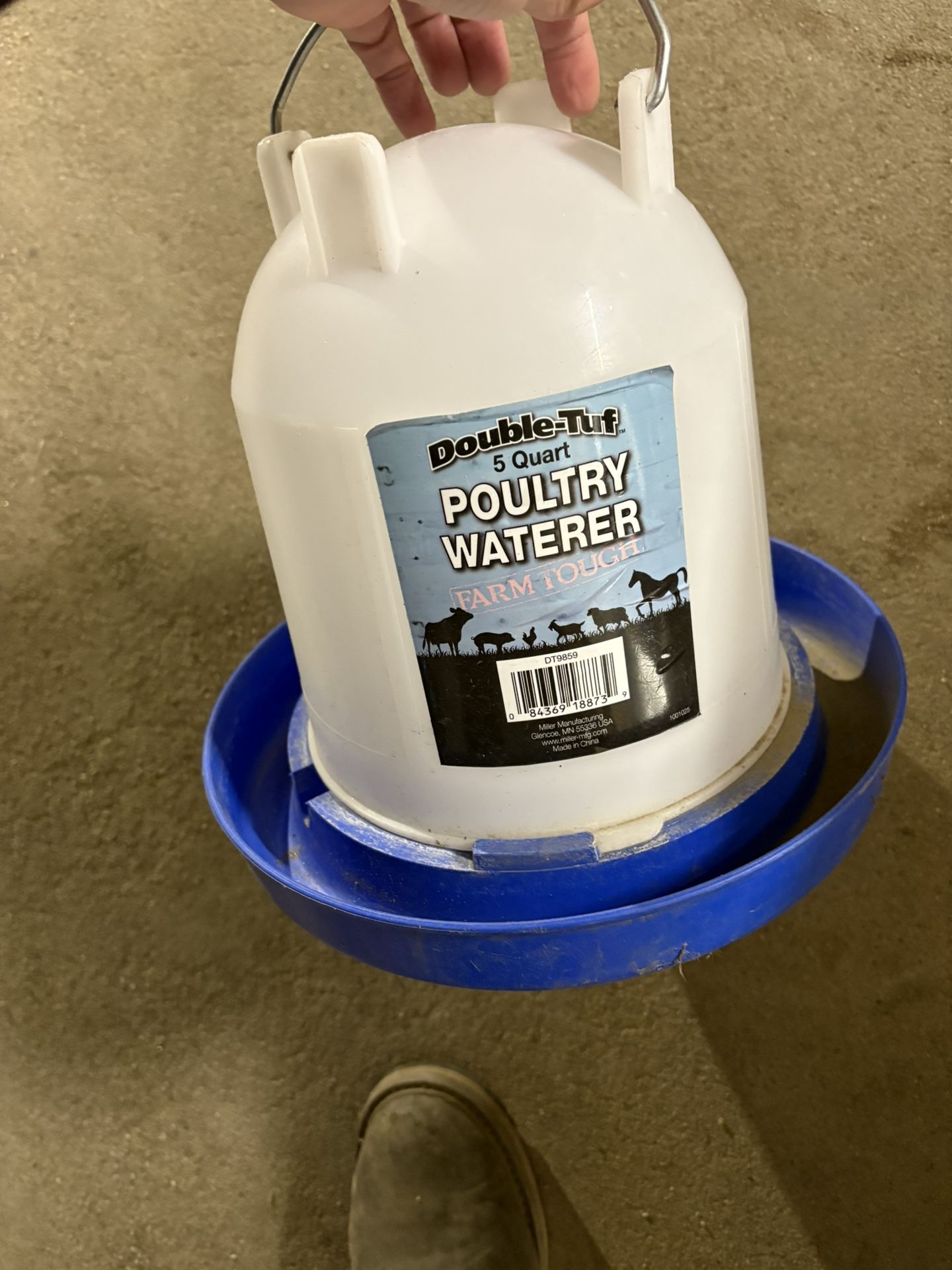 Poultry Water Dispenser 