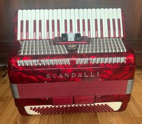 Scandalli Acordion