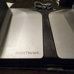 Netgear NIGHTHAWK AX8 wifi Router