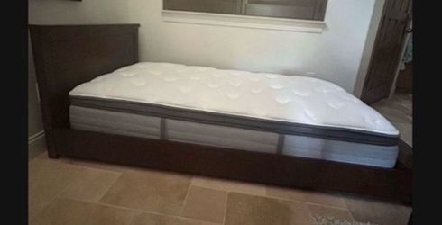 TWIN Bed Low Profile Bed Frame  Includes  high Quality  Mattress Pottery Barn Brand