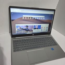 NEW HP WINDOWS 11 LAPTOP 