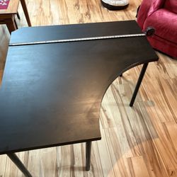 Linnmonn Corner Desk