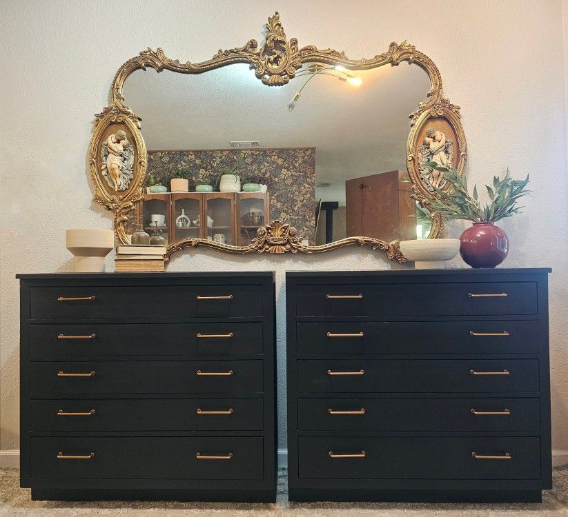 π€ Pair of 6-Drawer Dressers β Black & Brass, Oversized Style