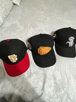 New ear fitted hat