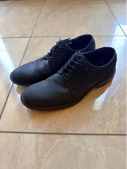 Men’s Dress Shoes - Black Faux Leather - Size 9-9.5