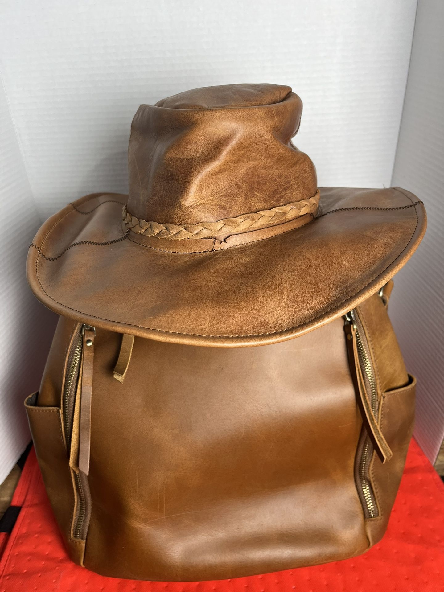 Vintage S-ZONE Women's Leather Backpack & Genuine Leather Hat (size L)