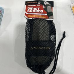 SEIRUS Jam Master EXO Wrist Guards Snowboard Injury Protection -Small/Medium
