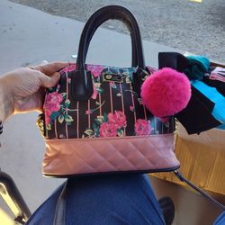 Luv Betsey Johnson Satchel Crossbody Pink Black Rose Quilted Bag 7.5"x9" - Used