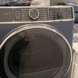 GE Gas Dryer Only One Year Old 