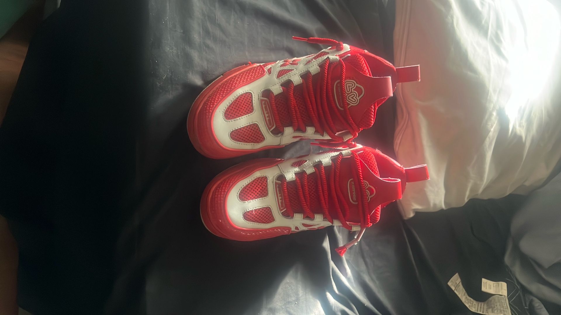 Lv Skates Red 
