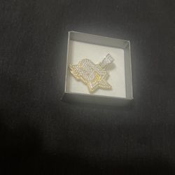 Iced Out Pendant 
