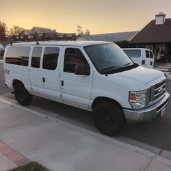 2014 Ford E-350