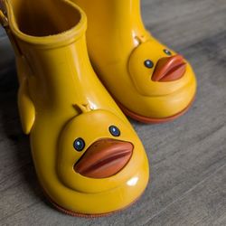 Mini Melissa Girls Yellow Duck Rain boots USA 10 