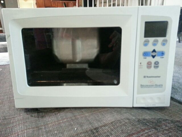Classic Toastmaster breadmakers hearth bread maker and cook's oven