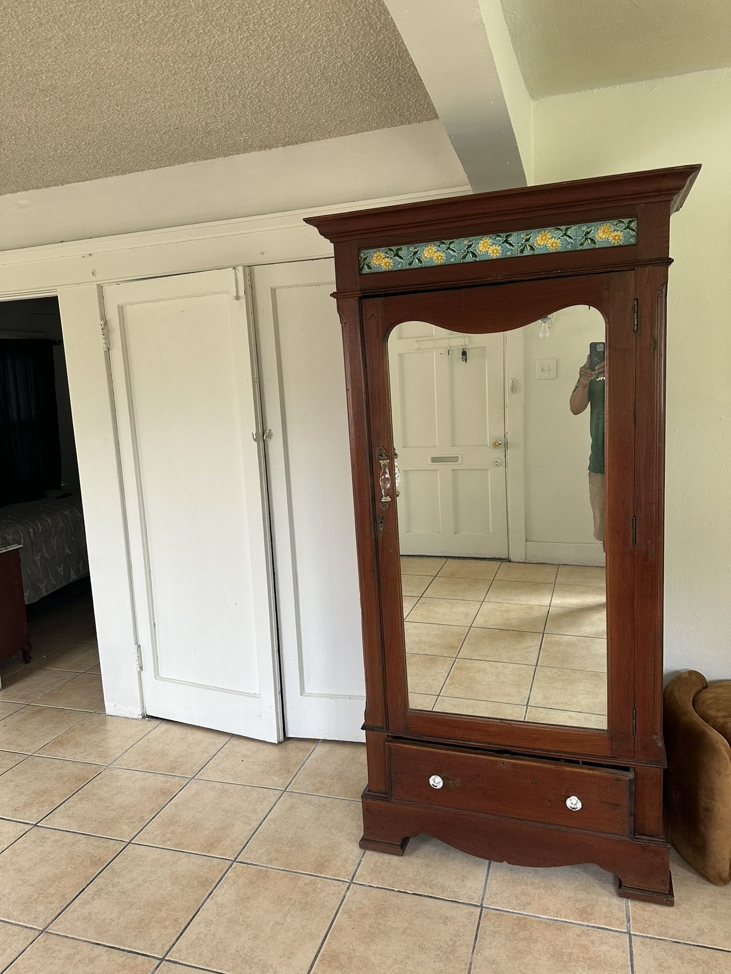 Antique Mueble Clasic Madera Dirá