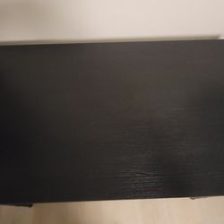 Black Desk