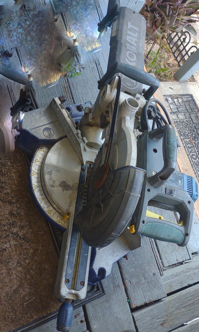 Kobalt Miter Table Saw 10"