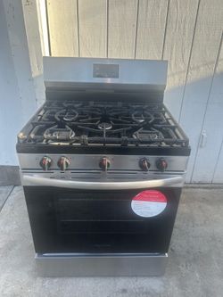 Frigidaire stove