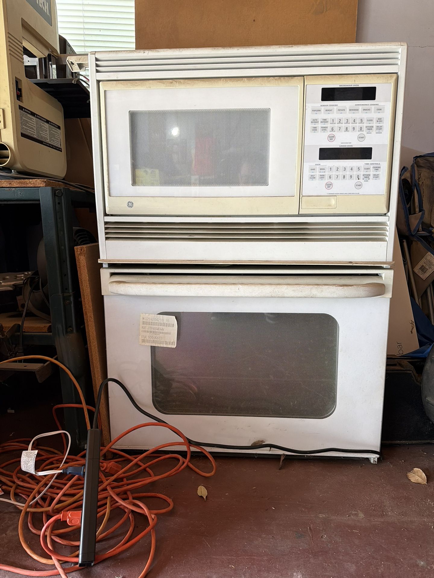 Electric Oven With Microwave