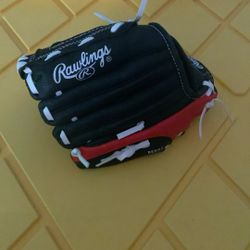 Rawlings Baseball Glove 
