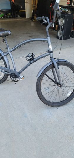 Men 26" 7 speed beach cruiser in new condition