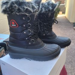Botas De Nieve  Size  11