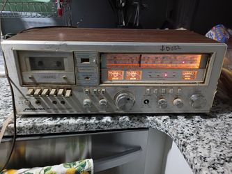 Vintage Sound Design A.M. FM Receiver And Cassette Player