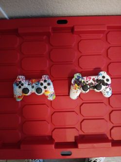 2 PS3 WIRELESS CONTROLLERS