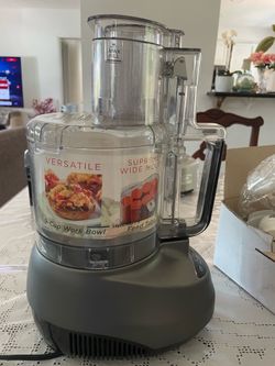 New Cuisinart 9 cup blender no accessories
