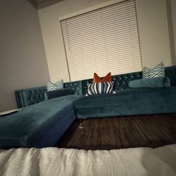 Sectional With Storage 