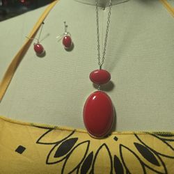Natural Jasper Necklace  With Earrings And Bracelet 