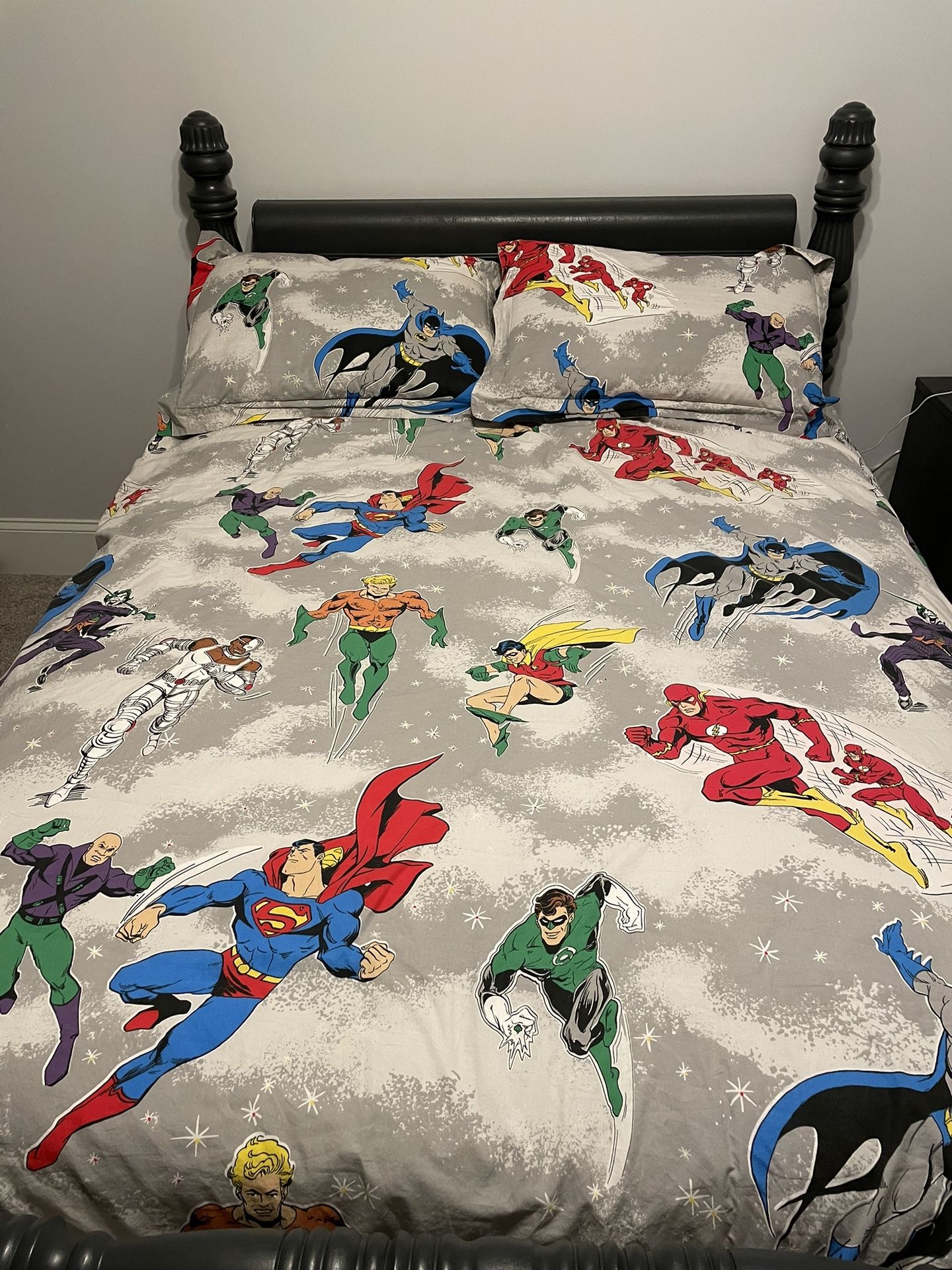 Superhero Room, Bedding and Decor