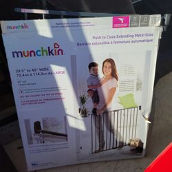 Munchkin Adjustable Gate