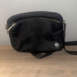 Crossbody Black Lululemon