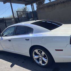 Dodge Charger 2014