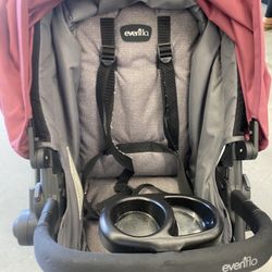Very Nice stroller in perfect condition 