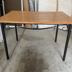 Dinning Table