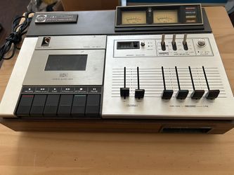 AIWA - AD-1600 Stereo Cassette Deck