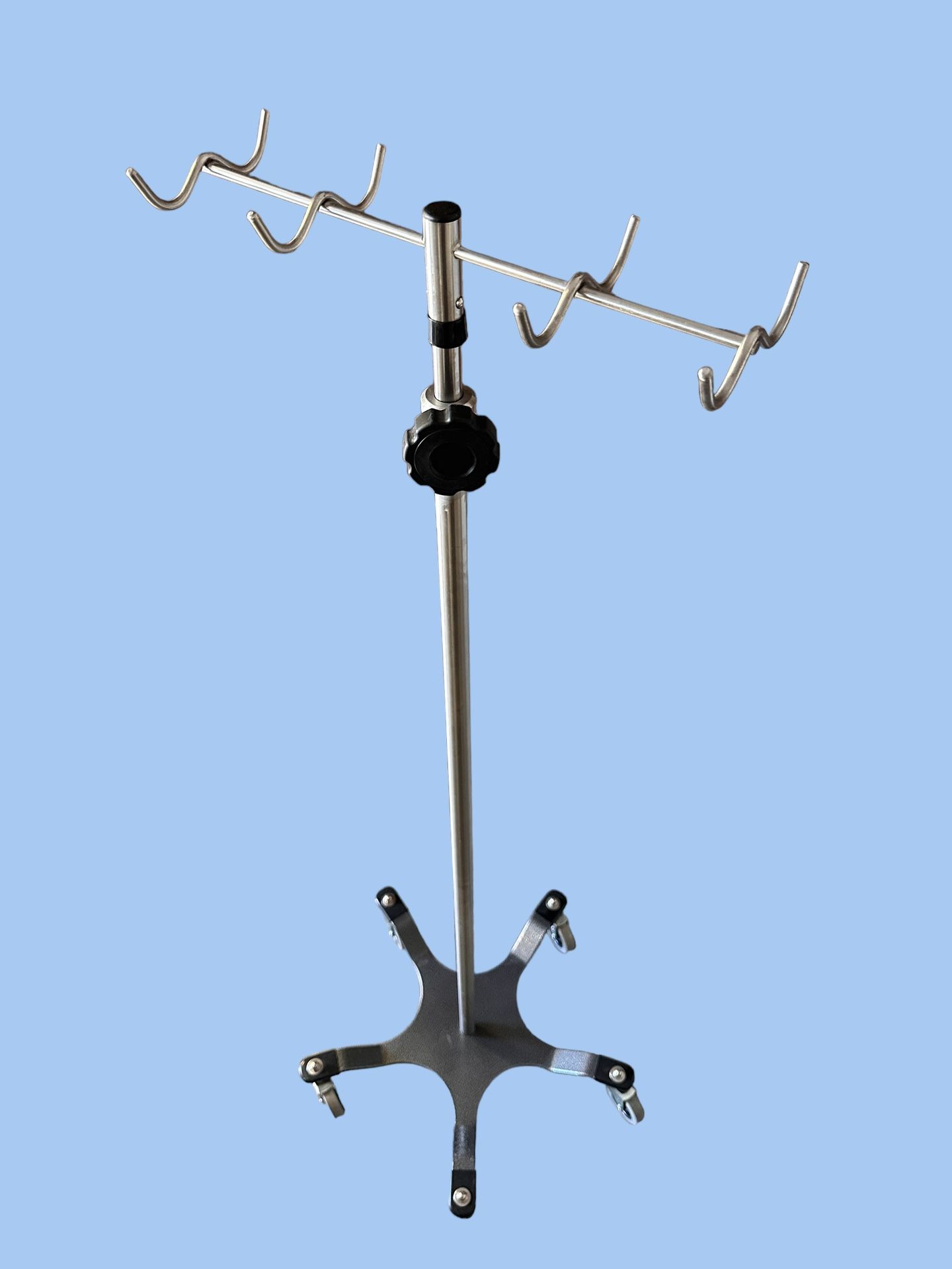 IV Poles