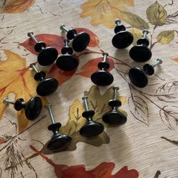 12 Cabinet Knobs / Pulls - Kitchen, Bathroom,