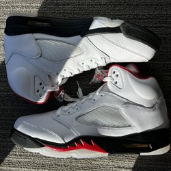 Jordan 5 Retro Fire Red Size 12.5 Men 