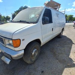 1998 Ford E350 - Parts Only #TB4