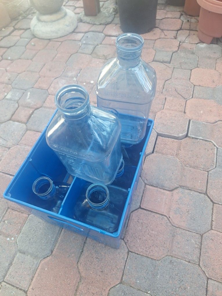 Clear Plastic Bottles And Carrier