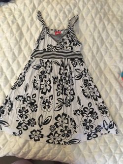 Girl dress size 6
